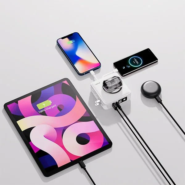 Travel Gift Bundle | 5 in 1 Power Bank + Case - Image 2