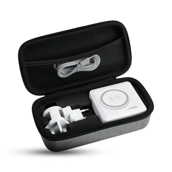 Travel PRO - Tiktok Deal Bundle | 5 in 1 Power Bank + Case + Gift - Image 7