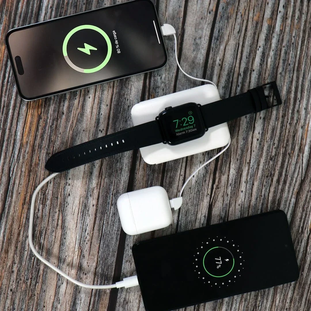 Versa 4-in-1 Power Bank Trio - Image 12