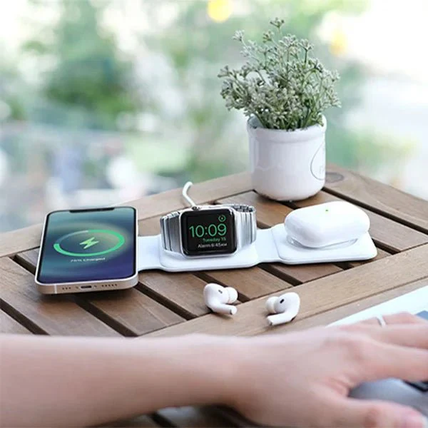 Versa 4-in-1 Power Bank + Flex 3 in 1 Charger - Image 9